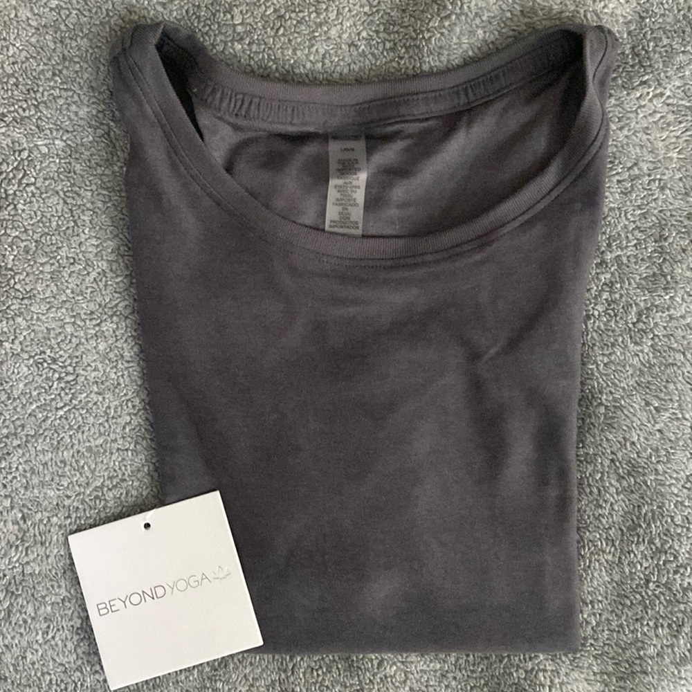 🆕Beyond Yoga Featherweight Supreme Cropped Tee in True Gray Heather • Size Large